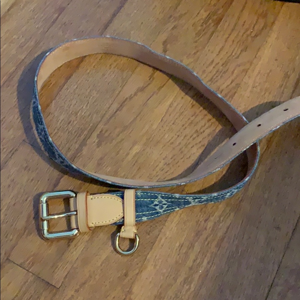 Real Louis Vuitton denim belt. Great condition.